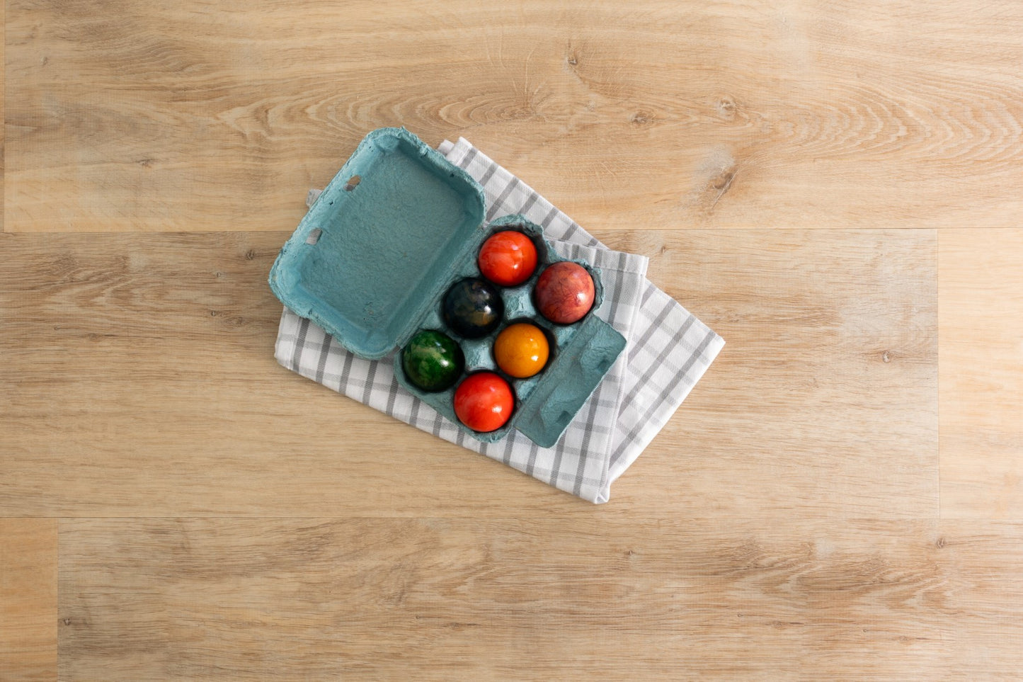 6 bunte Brotzeit-Freiland-Eier (gekocht)